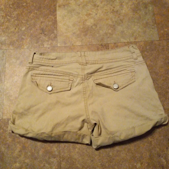 Aeropostale - Picture 4 of 8